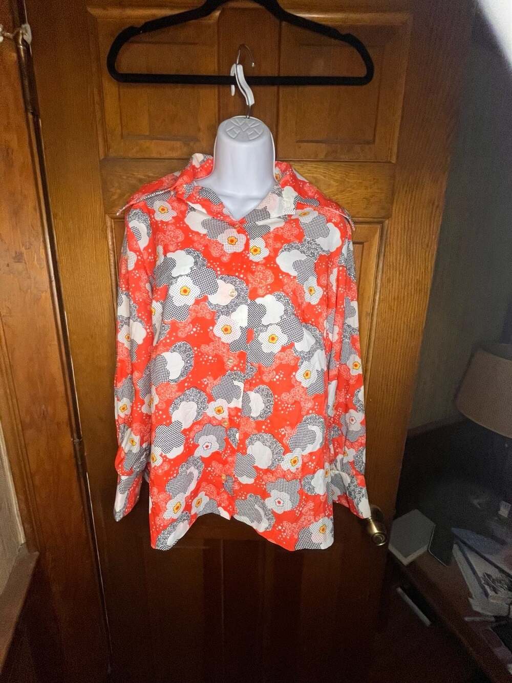 Vintage 1970s Machine Washable Sportswear Floral Button Down Shirt Size 38
